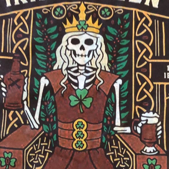 Irish Queen -Irish Coffee Cream Ale unisex green tee shirt - Picture 4 of 11